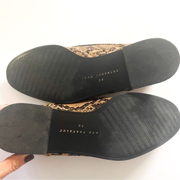 Zara Croco Printed Brown Flat Loafers Size 38 | 7.5 Women’s - Picture 9 of 10